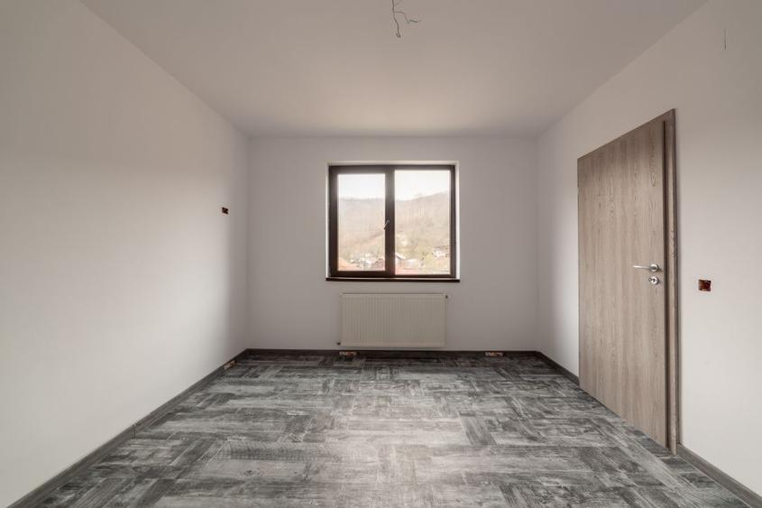 Casă spațioasă P+1+M – Izvorani, Ștefănești | Ideală pentru 2 familii!