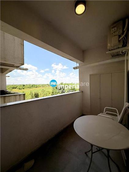 Studio de vanzare, supr 34mp, zona Podul de Fier - Complex Roua - 5