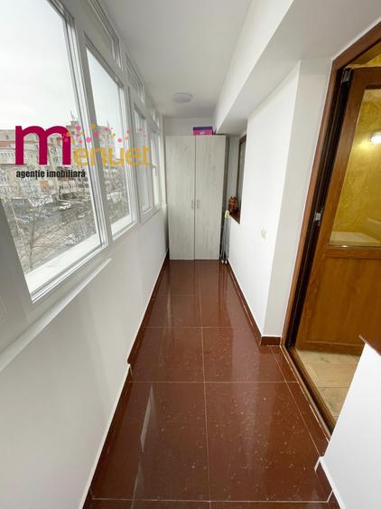 Apartament renovat 4 camere,str.Babadag