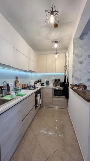 2 camere modern renovate | Piata Romana