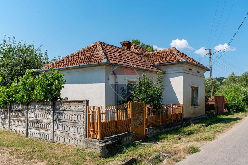 Casă de vanzare Pesteana,Hateg jud.Hunedoara