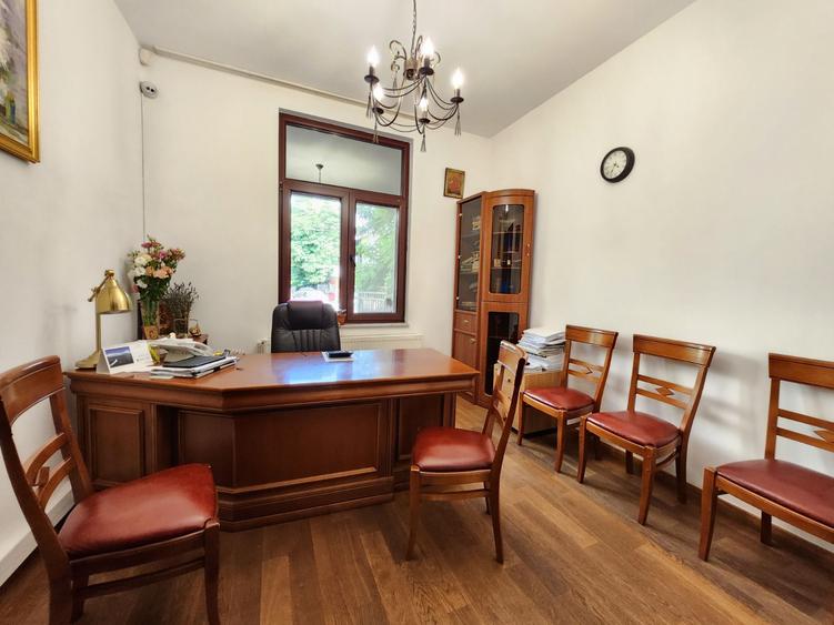 VILĂ DE VANZARE – BARBU VĂCĂRESCU -- ȘTEFAN CEL MARE.
