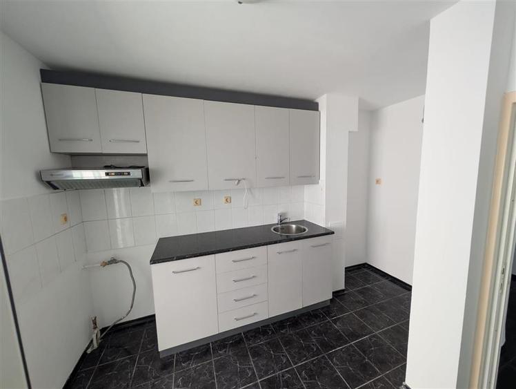 VIDEO! RENOVAT RECENT! AP 3 camere, Calarasi 4, Confort 1, PARTIAL MOBILAT