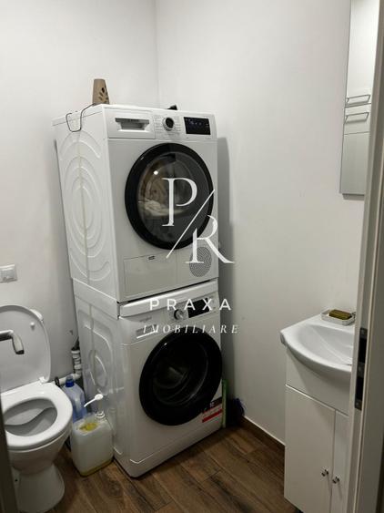 Apartament de vanzare 3 camere, 2 bai, parcare pe Cetatii!