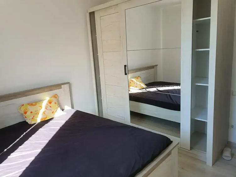 Apartament 3 camere Metrou 1 Decembrie loc parcare inclus in pret