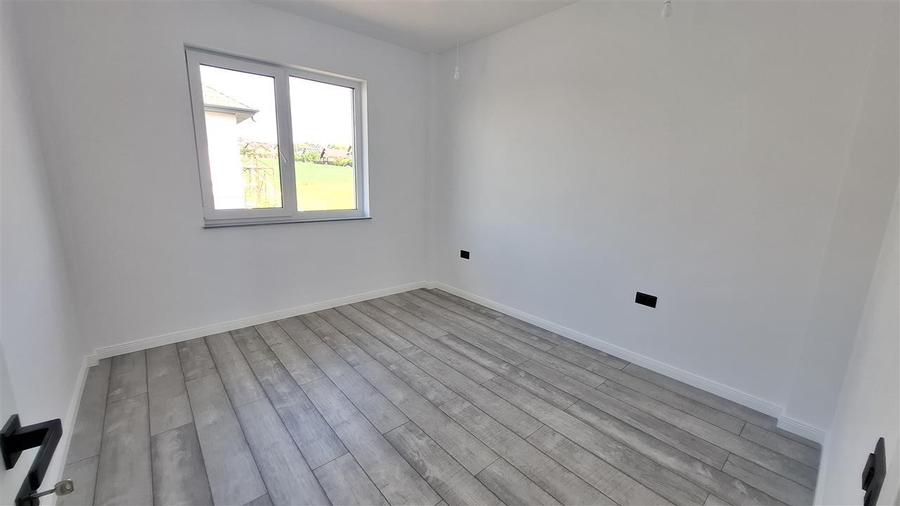 Casa Valea Adanca,4 camere, 2 bai,Incalz Pard,Placa,0% comision