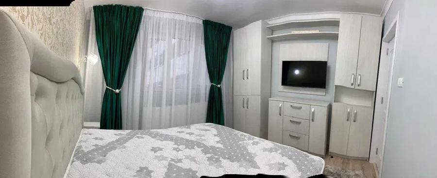 Apartament 2 camere, semidecomandat, 57 mp, ac, metrou aproape, Moghioros