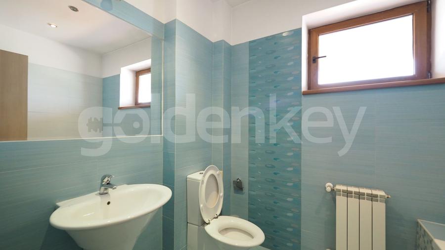 Penthouse generos cu 6 camere, 4 bai | 204mp terasa | 2 garaje