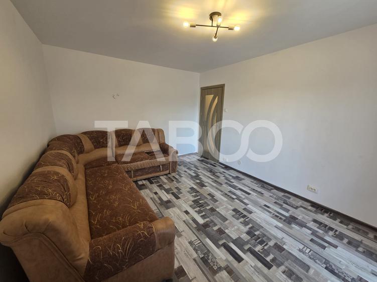Apartament 2 camere decomandat de vanzare zona centrala 52 mp utili