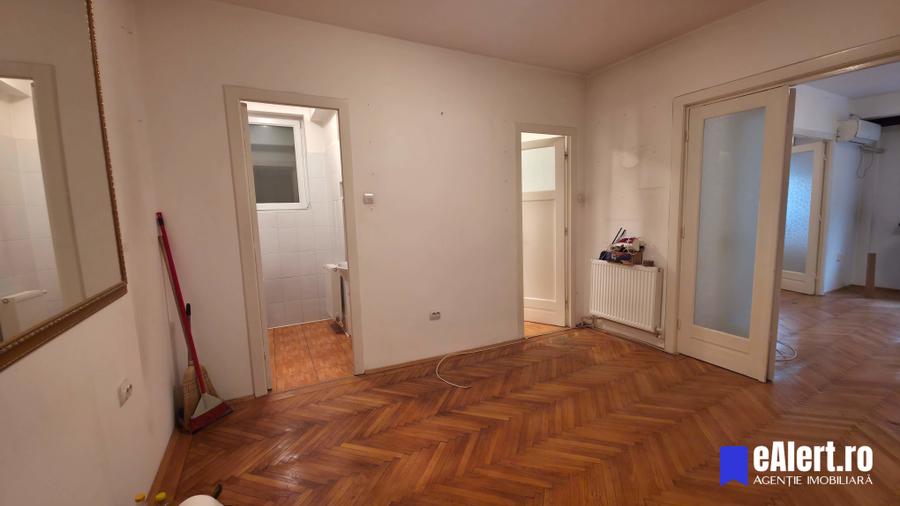 Apartament 3 camere, de vanzare Str. Toamnei, cartierul Armenesc, p/5, 62,41 mp