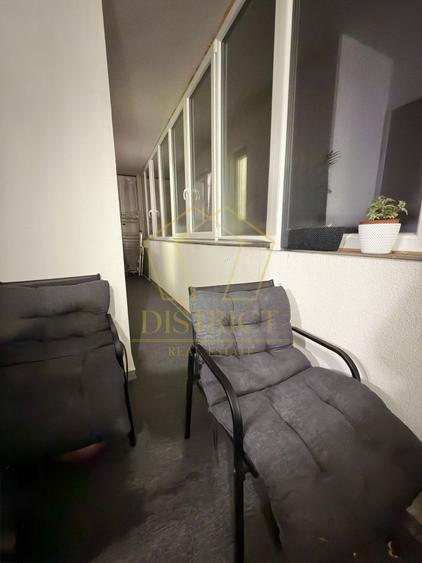 Apartament cu 3 camere, dressing si debara mobilat la etaj intermediar in Giroc.