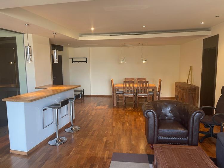 Apartament 3 camere complet mobilat loc de parcare subteran inclus