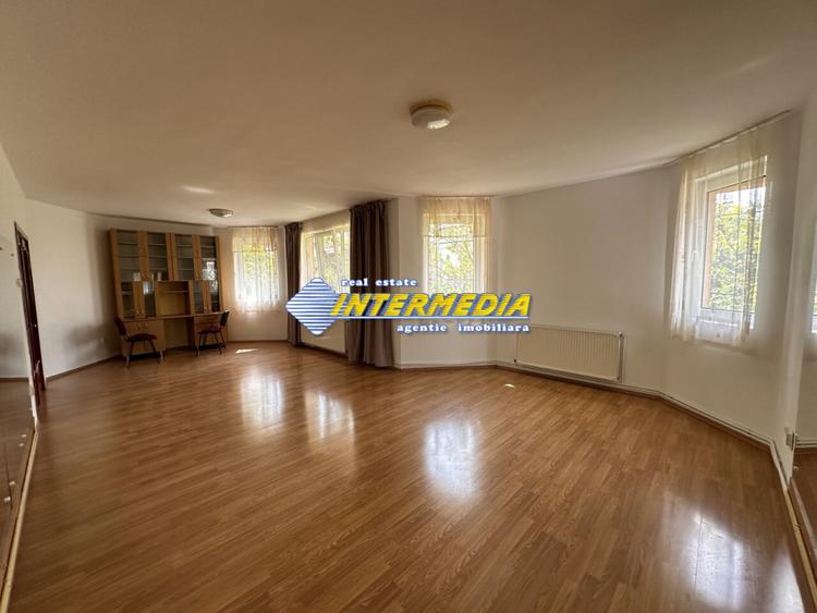 Vanzare Casa D+P+2E+Pod cu 10 camere, garaj si curte în zona Cetate, Alba Iulia