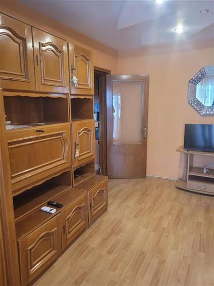 Apartament 3 semidecomandat, zona Orizont