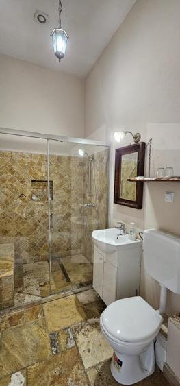 SUPER OFERTA! Casă/pensiune cu 8 camere în centru, Sfantu Gheorghe