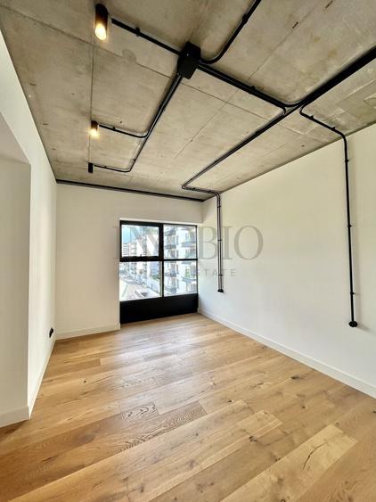 Brick Lofts Unitate pe 2 Niveluri / Bucătărie Mobilata / Vedere Lac