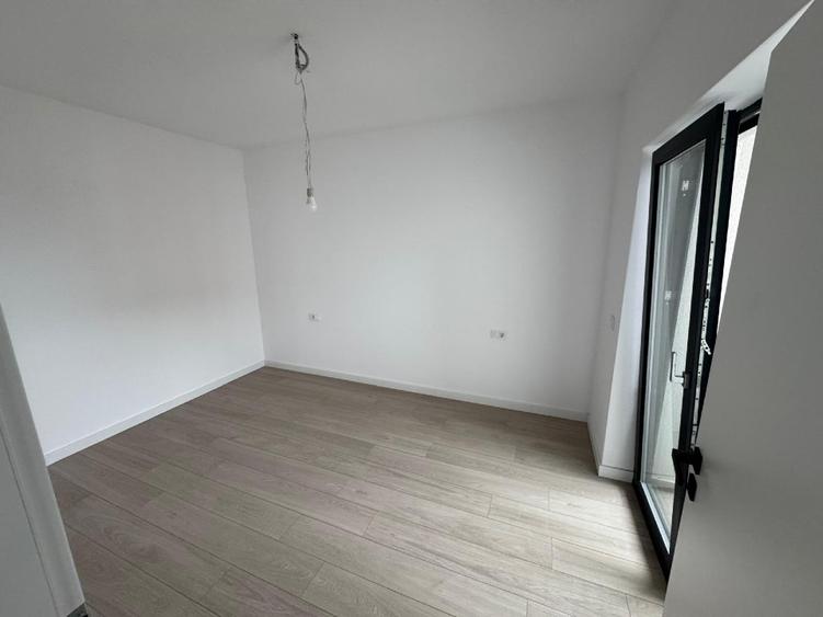 Apartament 2 camere de vanzare