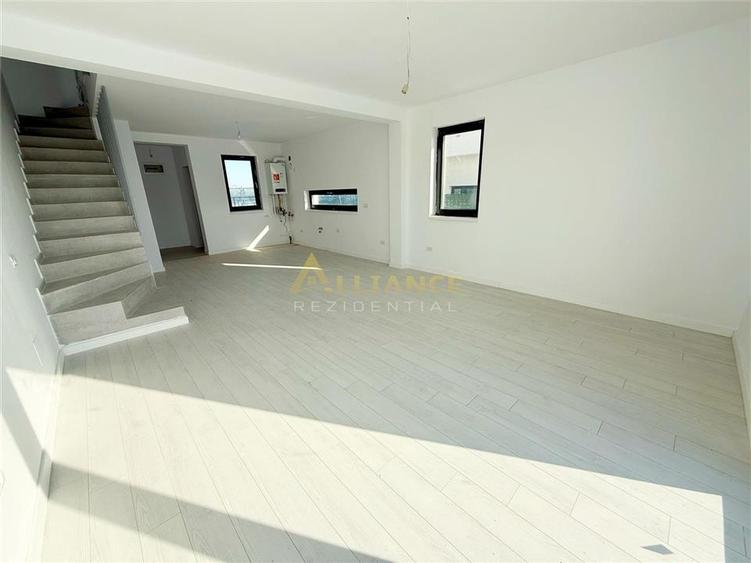 Duplex Modern / 3 Camere / 2 Bai / Teren 210 mp