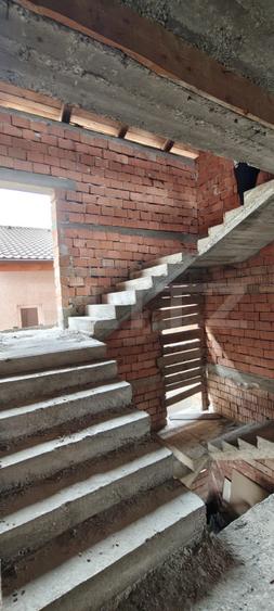 Teren intravilan cu dublu acces + construcție la roșu 500 mp, centura Bistrita