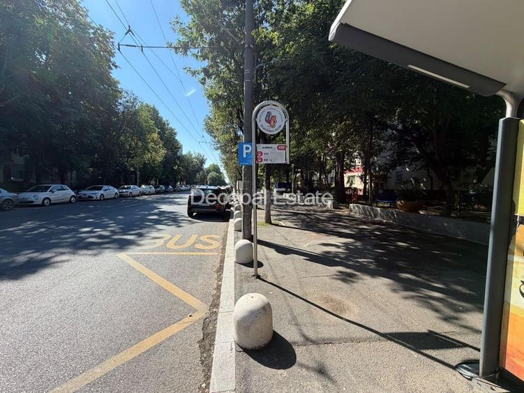 3 camere Emil Racovita Berceni  etajul 1 66 mp loc parcare si boxa