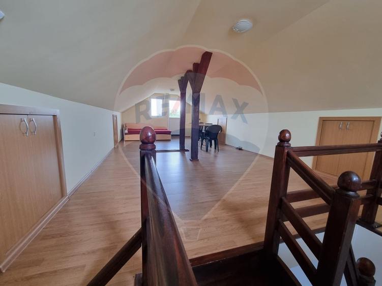 Casa individuala de inchiriat | 5 camere | Cristian