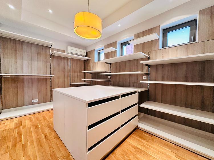 INCHIRIERE vila Baneasa || ponton privat || piscina naturala