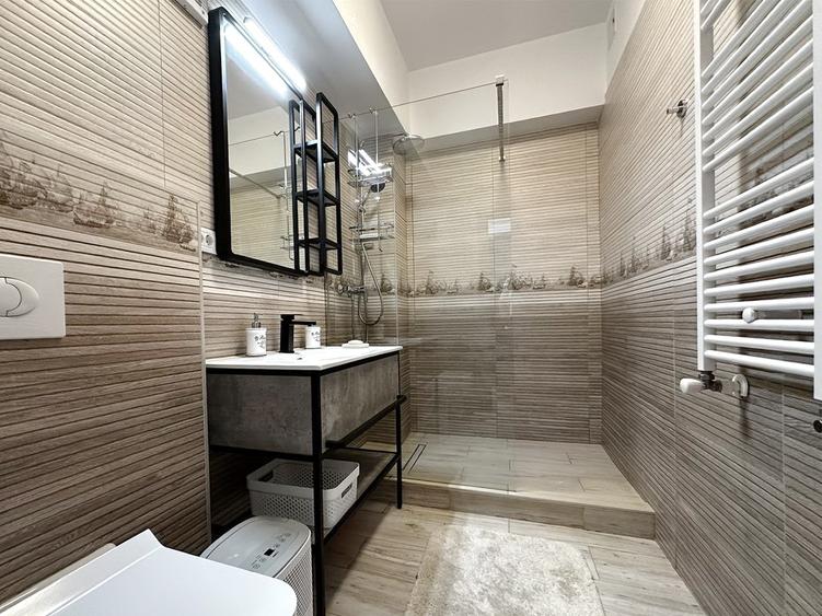 Apartament 4 camere de inchiriat Unirii Union Plaza, 113 mp, bloc 2020, parcare