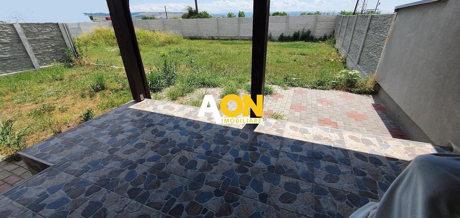 1/2 Duplex, mobilat, utilat, 4 camere, 492 mp teren, Cetate