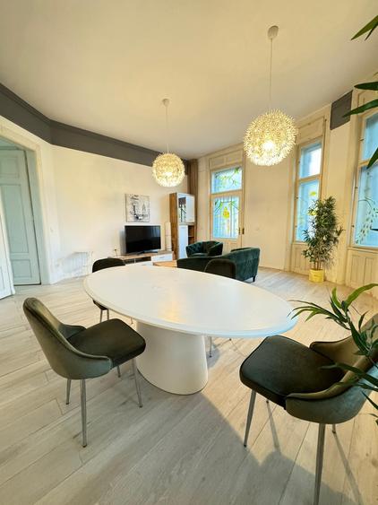 De închiriat ap cu 4 camere în zona centrală, disponibil din 10 OCTOMBRIE