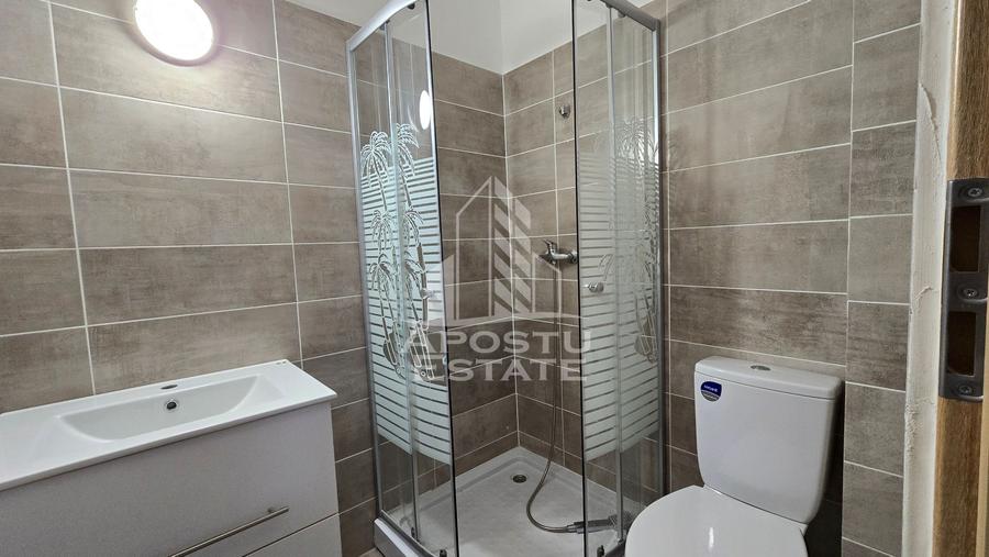 Apartament cu 3 camere si 2 bai, centrala proprie, zona Aradului
