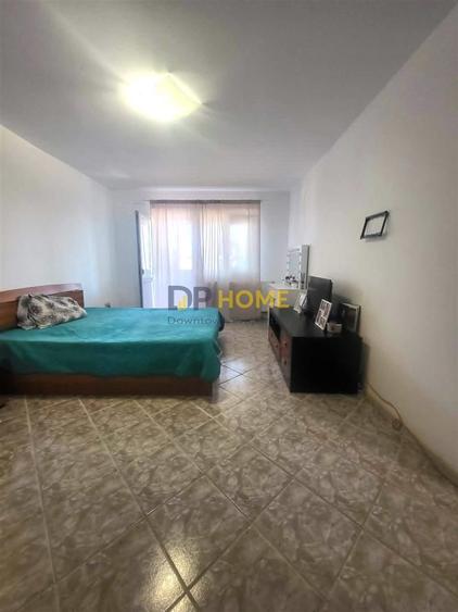 Apartament 2 Camere, Decomandat, etaj 2 din 3