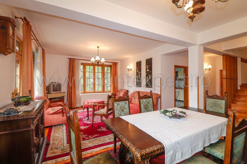 Vila De Vanzare In Busteni, Cu 1900 Mp De Teren !!! Priveliste Spre Muntii Buceg