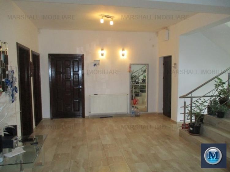 Vila cu 6 camere de vanzare, zona Central, 398.95 mp #2108