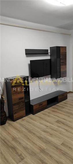 Apartament 2 camere decomandat  Loc de parcare  Grand Kristal - 11