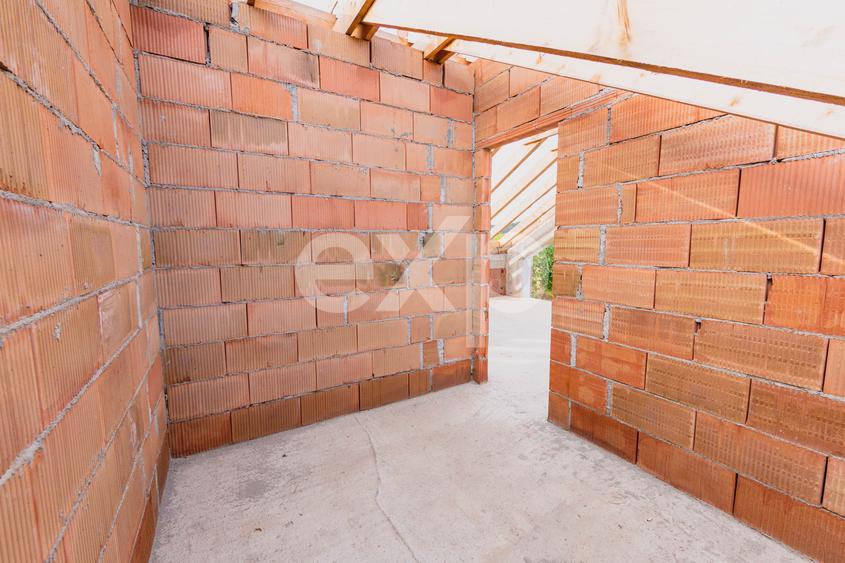 Casă în stil chalet, la baza Dealului Lempeș 175 mp utili/teren 525 mp