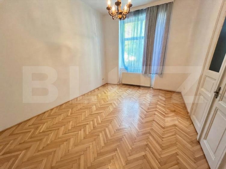 Casa 4 camere, 110 mp, zona Gruia