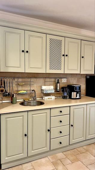 Apartament mobilat complet, renovat, AC, etaj 5, instant apa calda