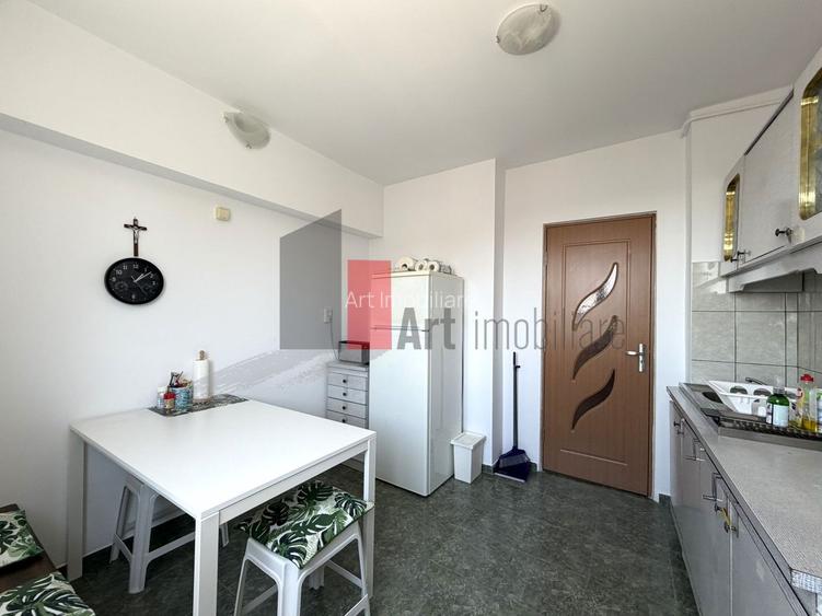 Apartament renovat, decomandat, luminos | Zona Dristor metrou - 10