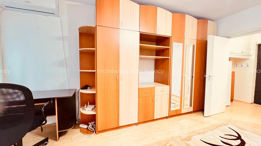 Garsoniera Dristor - metrou, stradal, mobilată si utilată complet, libera - 3