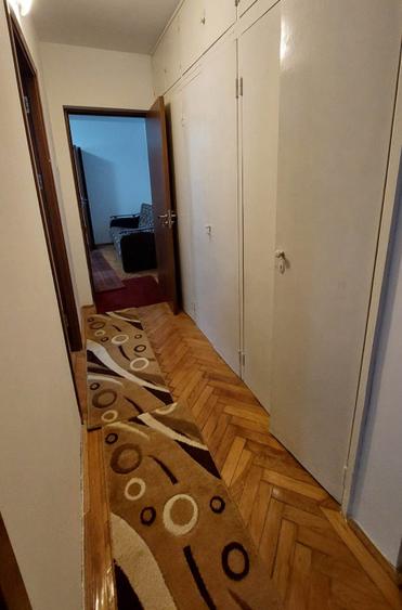 3 camere metrou Iancului de inchiriat