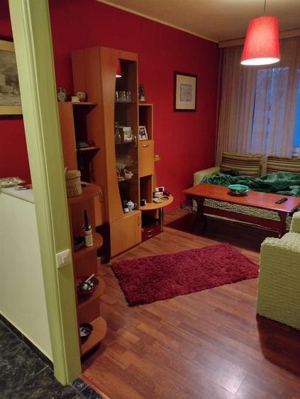 Apartament 4 camere de vanzare Alexandru cel Bun