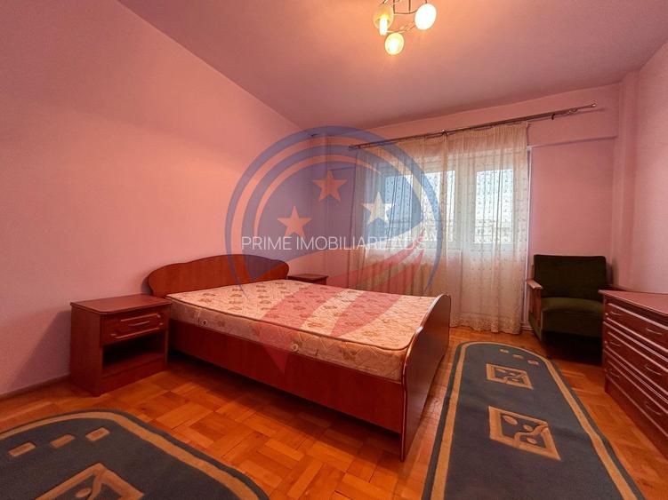 Apartament 3 camere decomandat de inchiriat pe Calea Severinului Craiova