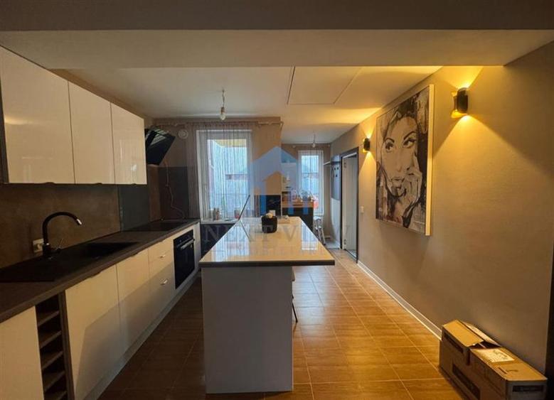 Apartament 2 camere, Intre Lacuri