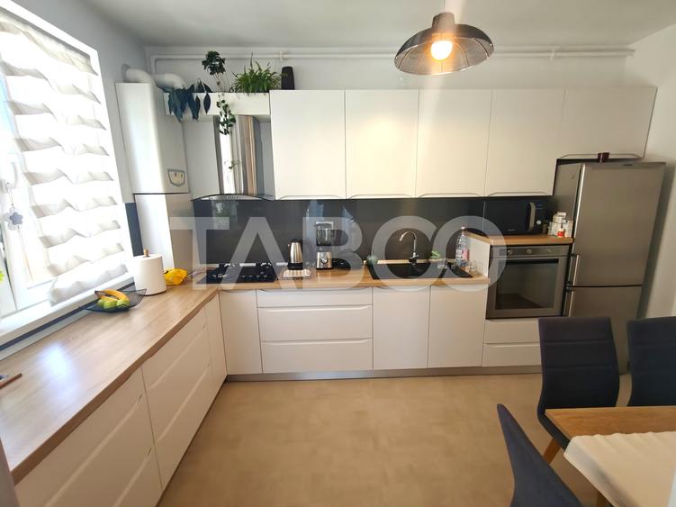 Apartament 3 camere 2 bai cu pod si parcare in zona Brana - Selimbar