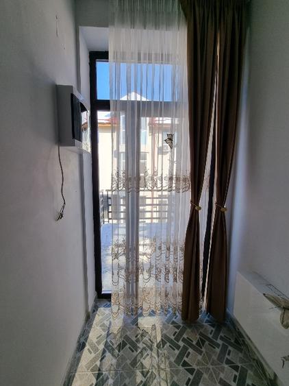 Casa luxoasa cu vedere la lac