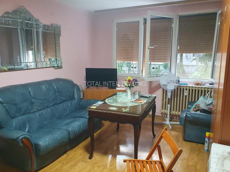 Vanzare-Dr Taberei-V Ialomitei-3 camere-p/4-reabilitat-boxa-bl 73-liber-115000E - 2