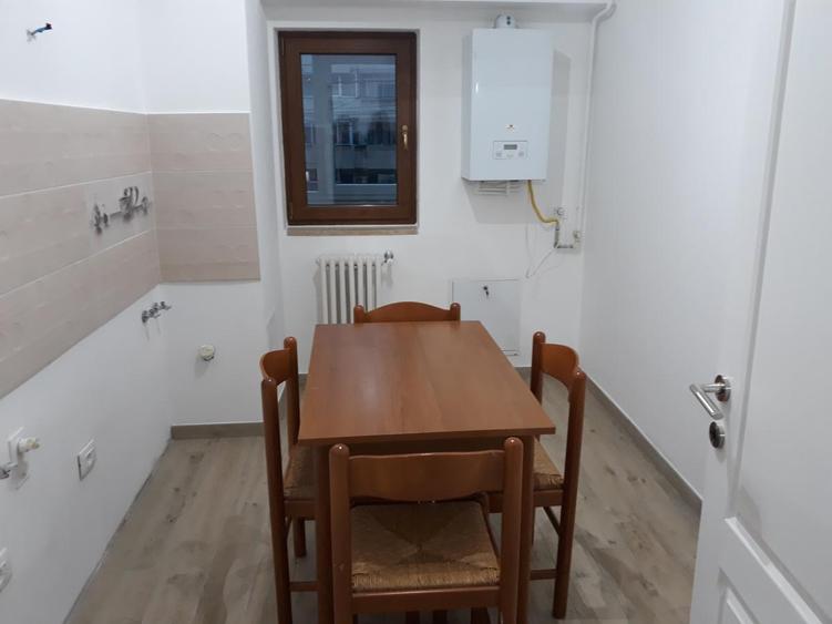 Pacurari-Luk Oil . apartament cu doua camere ,LIBER , 72 mp suprafata totala