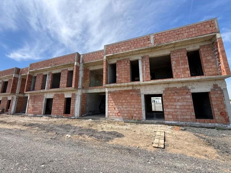 Eleganță și natură: vilă urbană exclusivistă în Tunari