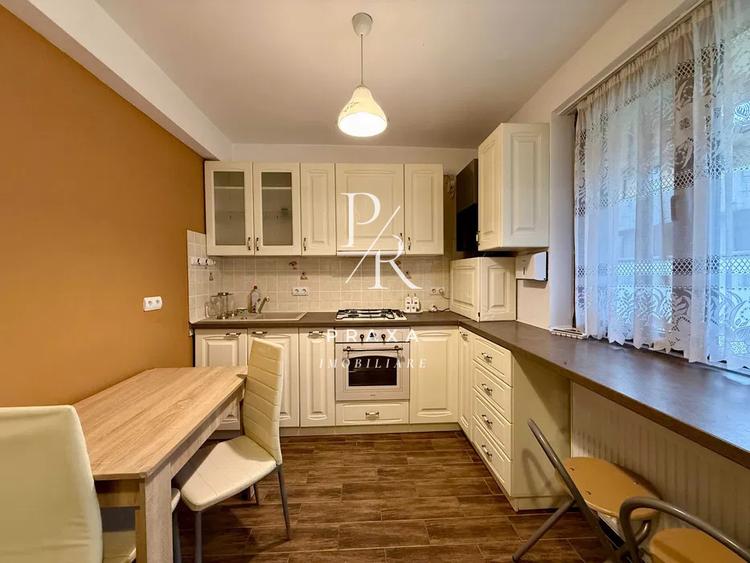Duplex de Vanzare, 5 camere, 113 mp, teren 250, 2 garaj, zona Terra!