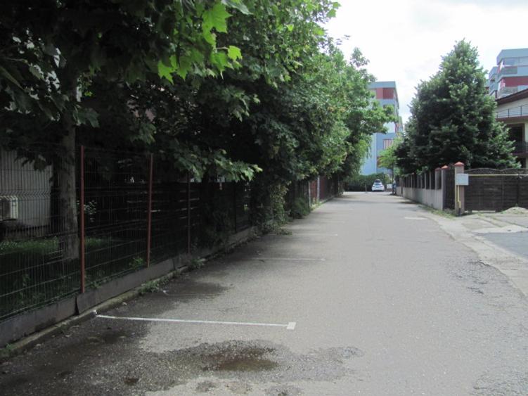 Prelungirea Ghencea - Diamantului, M 3, zona de case si blocuri